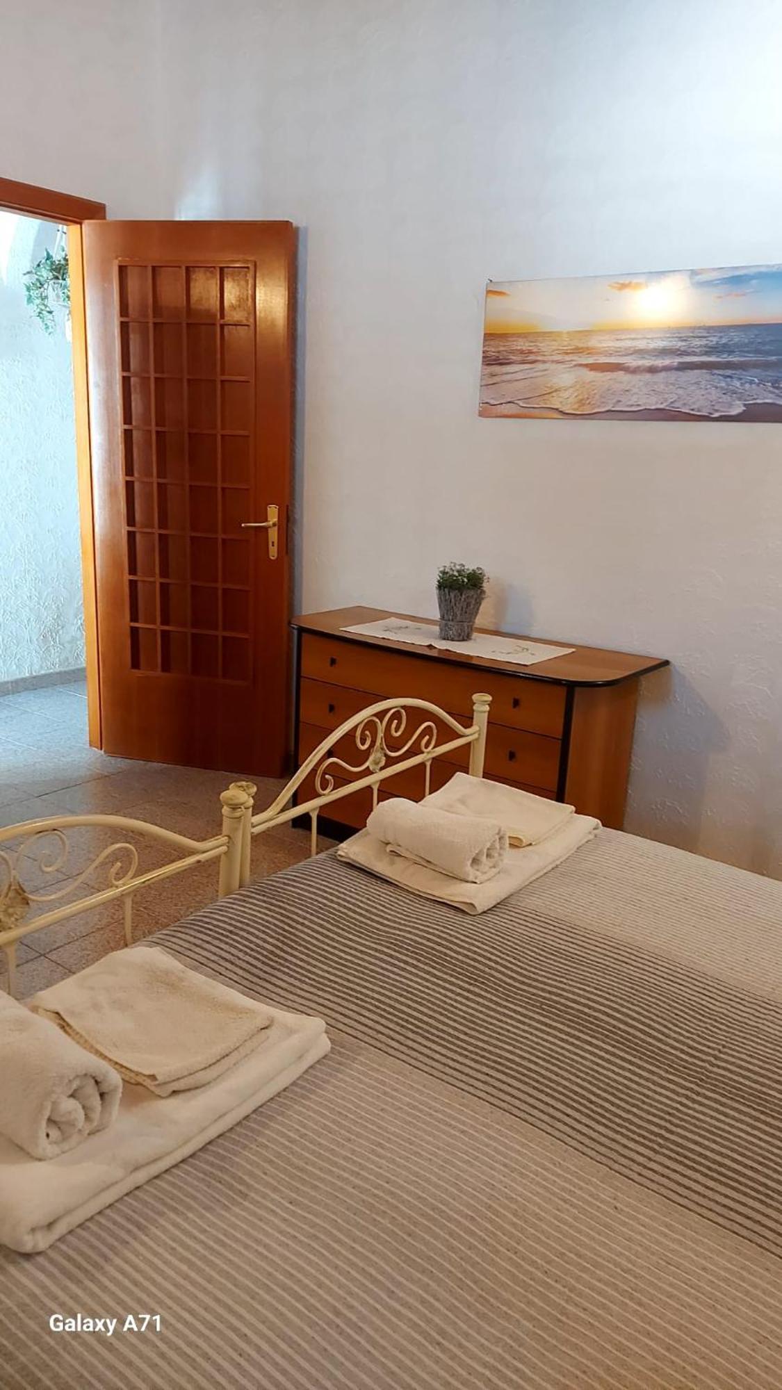 casa fronte mare puro relax Villa Cava dʼAliga Exterior foto