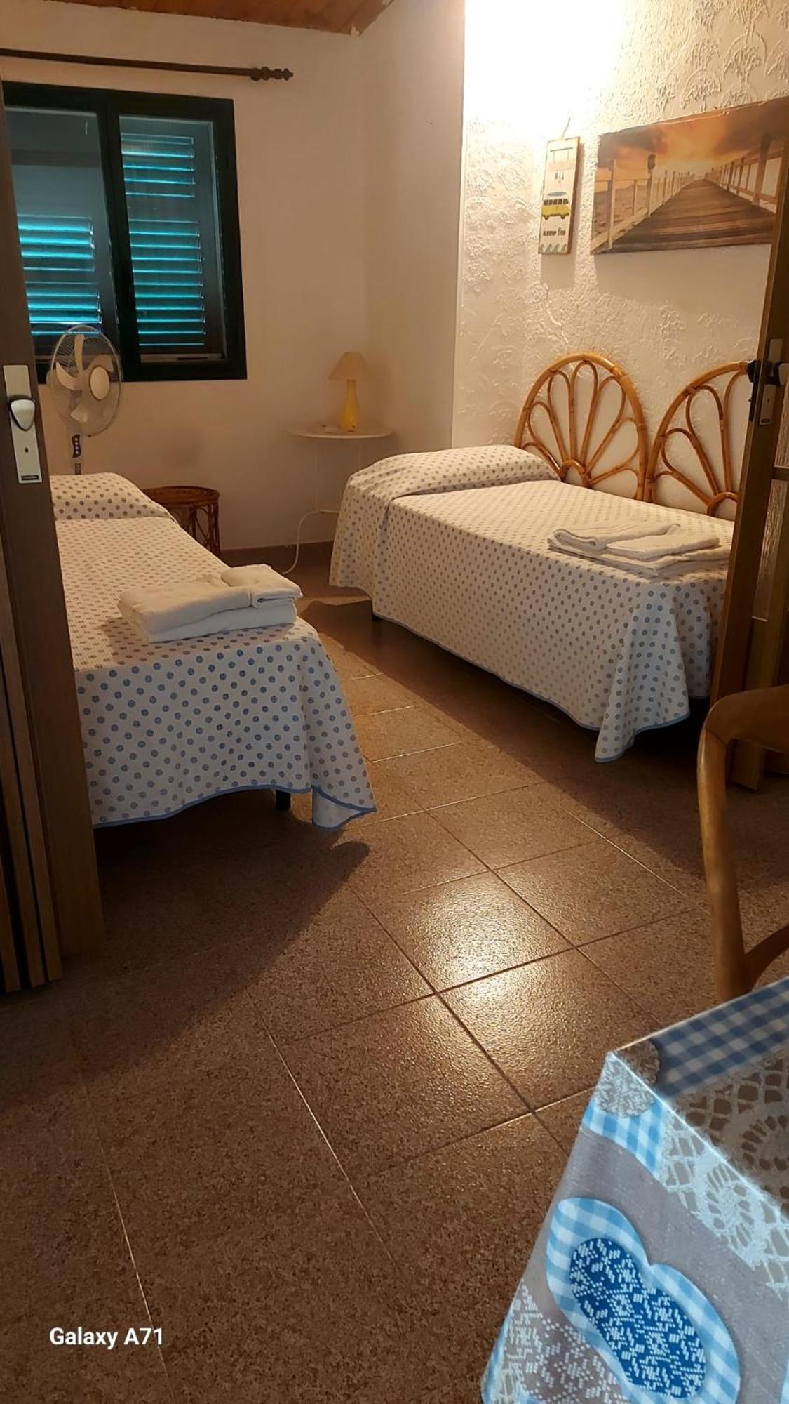 casa fronte mare puro relax Villa Cava dʼAliga Exterior foto