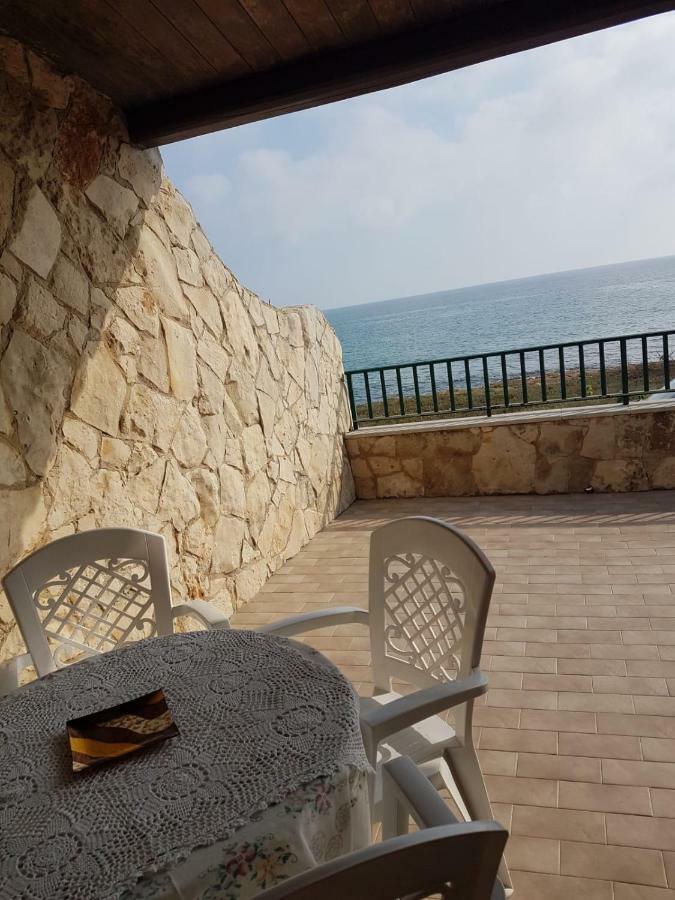 casa fronte mare puro relax Villa Cava dʼAliga Exterior foto