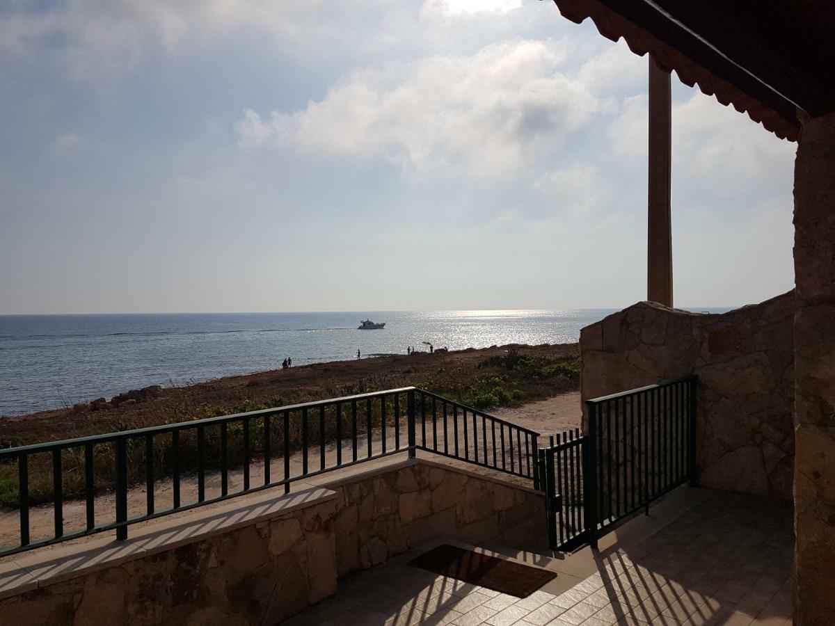 casa fronte mare puro relax Villa Cava dʼAliga Exterior foto