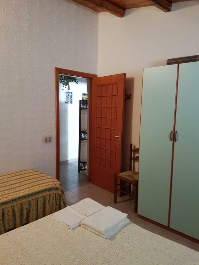 casa fronte mare puro relax Villa Cava dʼAliga Exterior foto